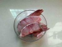 鲩鱼尾节瓜汤的做法步骤2