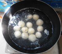 清炖鱼圆汤的做法步骤10