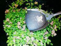 肉末焖豆角的做法步骤4