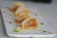 焦香猪肉锅贴的做法步骤8