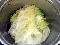 蛋皮白菜的做法步骤2