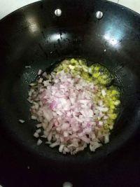 土豆洋葱饼的做法步骤7