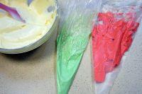 草莓戚风蛋糕卷的做法步骤8