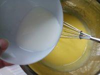 草莓蛋糕的做法步骤3