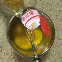 蓝莓酱夹心蛋糕卷的做法步骤5