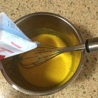 蓝莓酱夹心蛋糕卷的做法步骤6