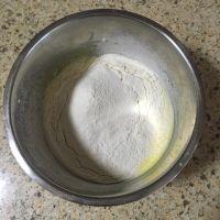 蓝莓酱夹心蛋糕卷的做法步骤7