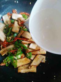 小炒豆干的做法步骤8