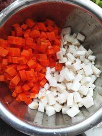 毛豆蘑菇酱拌面的做法步骤2