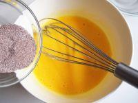 咖啡戚风的做法步骤4