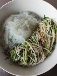 鸭血粉丝汤的做法步骤3