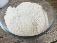 蛋白椰丝球的做法步骤2