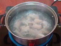 孜然鸭脖子的做法步骤3