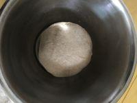 芝士辣椒番茄酱烤面包的做法步骤2