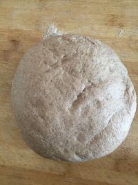 芝士辣椒番茄酱烤面包的做法步骤3