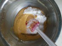 香蕉蔓越莓戚风的做法步骤9