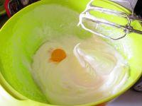 菠菜杯子奶油蛋糕的做法步骤7