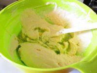 菠菜杯子奶油蛋糕的做法步骤11