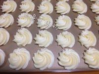 炼乳奶油曲奇#妙搭新食尚#的做法步骤7