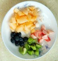 多彩蜜瓜盅的做法步骤6