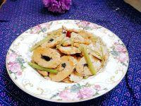 香芹炒鱼卷的做法步骤6