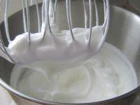 牛奶戚风的做法步骤6