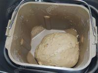 红糖核桃面包的做法步骤15