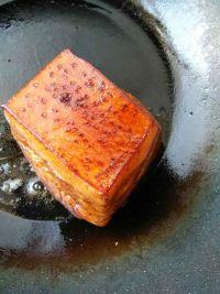 梅菜扣肉的做法步骤5