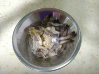 黄金蝴蝶虾的做法步骤2