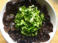 凉拌黑木耳的做法步骤5