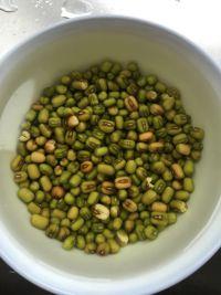 红枣绿豆豆浆的做法步骤2