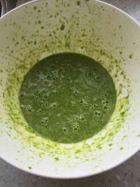 菠菜戚风蛋糕的做法步骤9